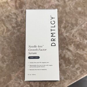 DRMTLGY Needle-less Growth Factor Serum - White